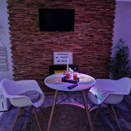 Romantique Avec Jacuzzi Privatif Escapade à Deux